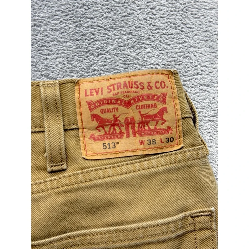 Levis levis 513